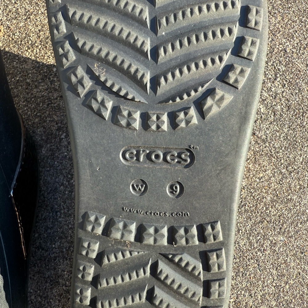 CROCS Women’s Black Slip-On Mule/Clog - Picture 6 of 6